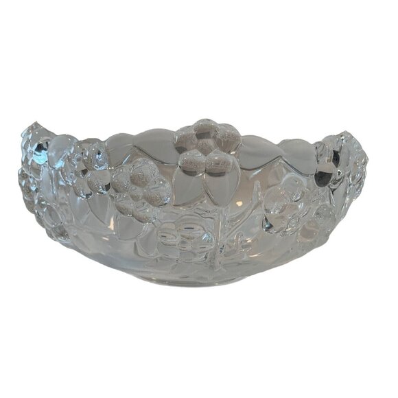 Mikasa Crystal Carmen Collection Frosted Bowl Floral Leaves Serving 8.75"x3.75" - Picture 3 of 12